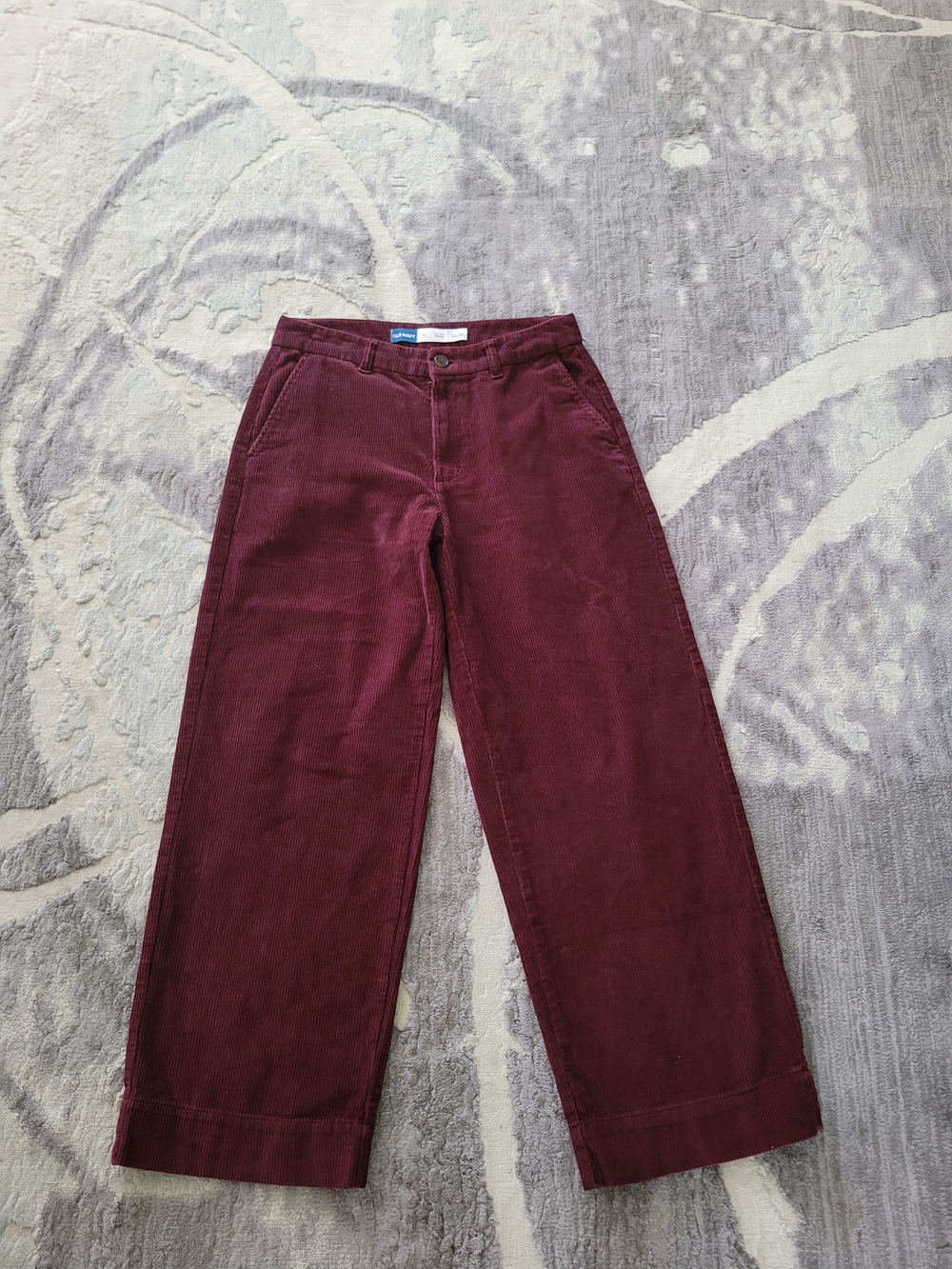 Old Navy Women's Corduroy Wide-Leg/High-Rise Pants in Burgundy Size 6